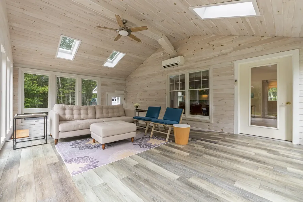 75 Henry Road Georgetown ME 04548