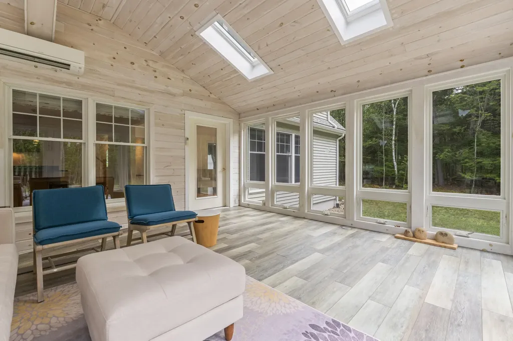 75 Henry Road Georgetown ME 04548