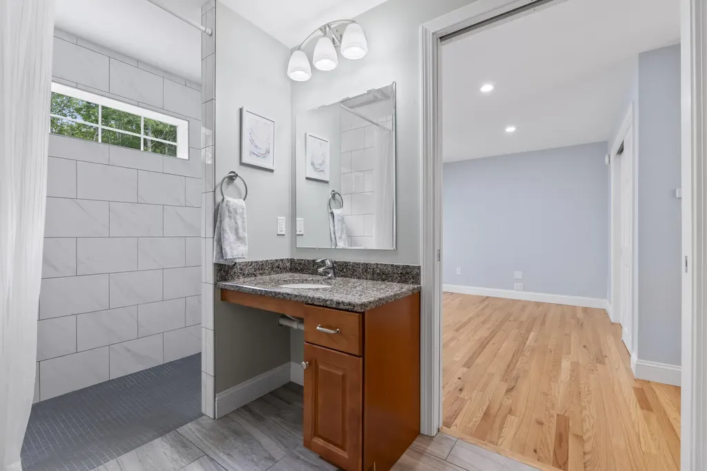 75 Henry Road Georgetown ME 04548