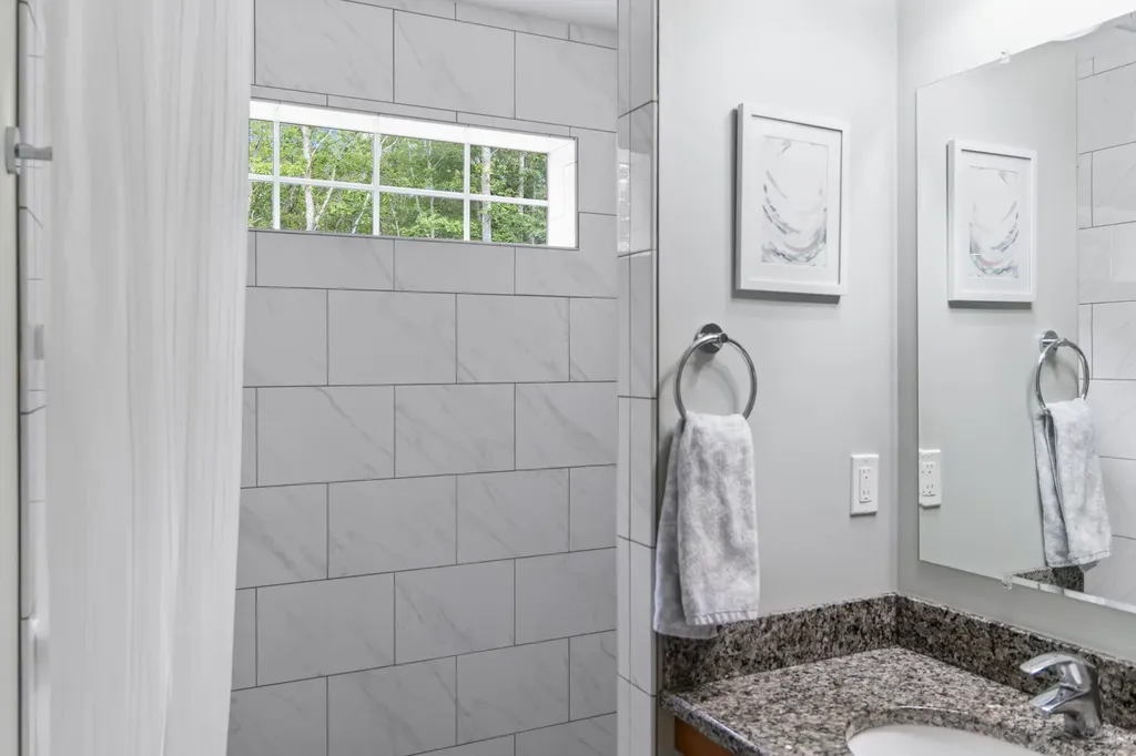 75 Henry Road Georgetown ME 04548