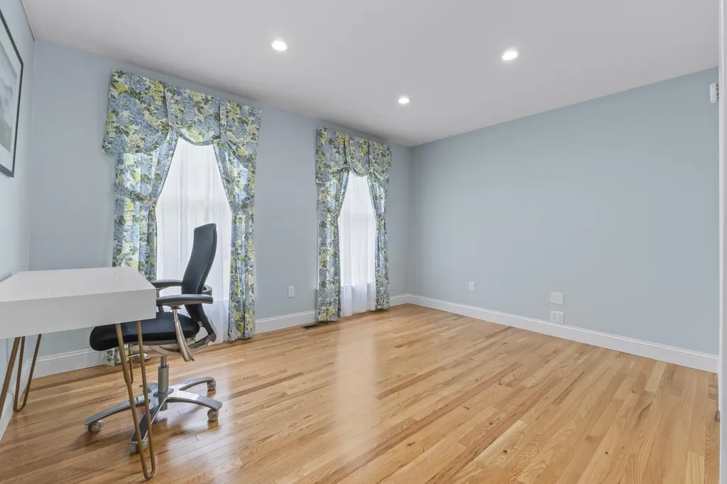 75 Henry Road Georgetown ME 04548