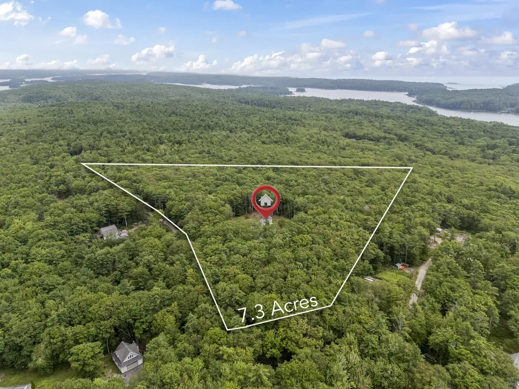 75 Henry Road Georgetown ME 04548