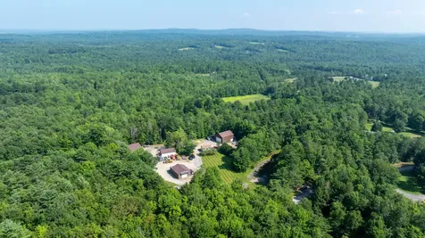 32 Roddy Lane Readfield ME 04355