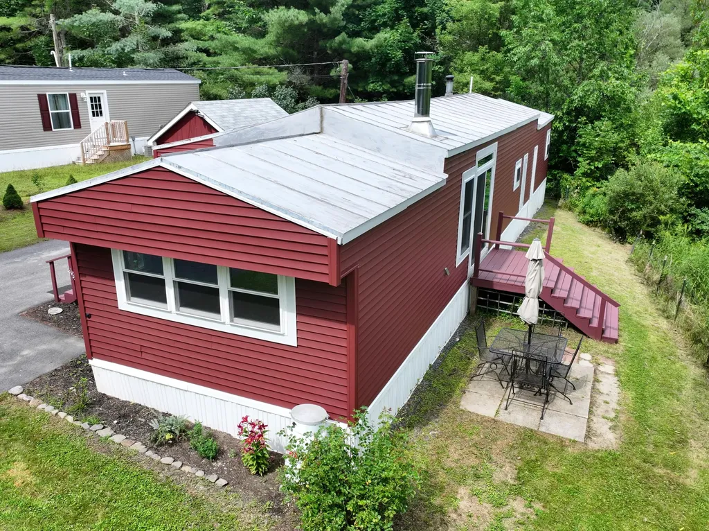 16 Raven Road Augusta ME 04330