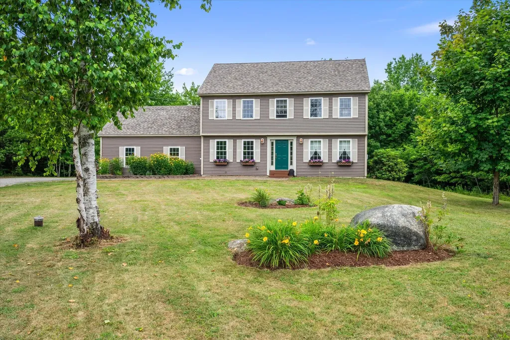 105 Windsor Way Ellsworth ME 04605