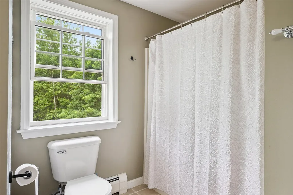 105 Windsor Way Ellsworth ME 04605