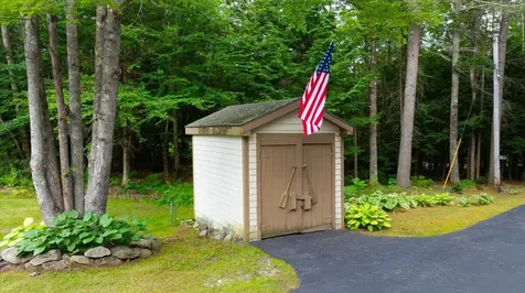 67 Toothaker Road Richmond ME 04357