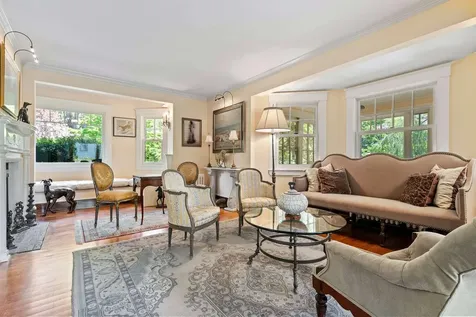 419 & 425 York Street York ME 03909