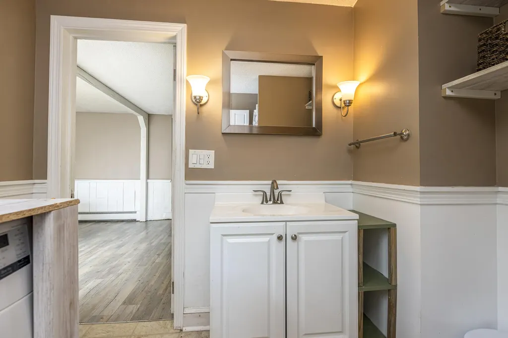 14 Bailey Lane Brunswick ME 04011