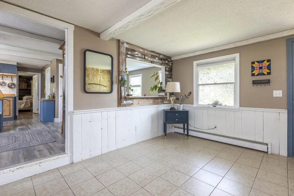 14 Bailey Lane Brunswick ME 04011