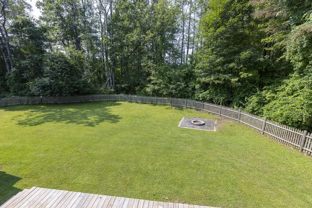 14 Bailey Lane Brunswick ME 04011