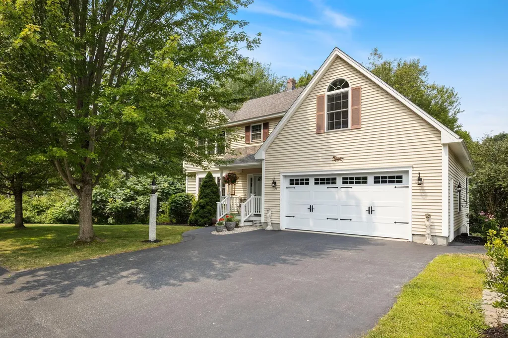 25 Hubbard Street Saco ME 04072