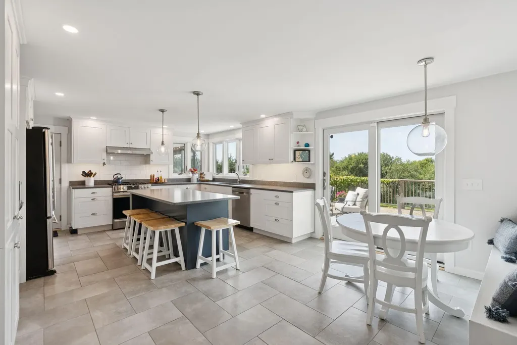 18 Angell Point Road Cape Elizabeth ME 04107