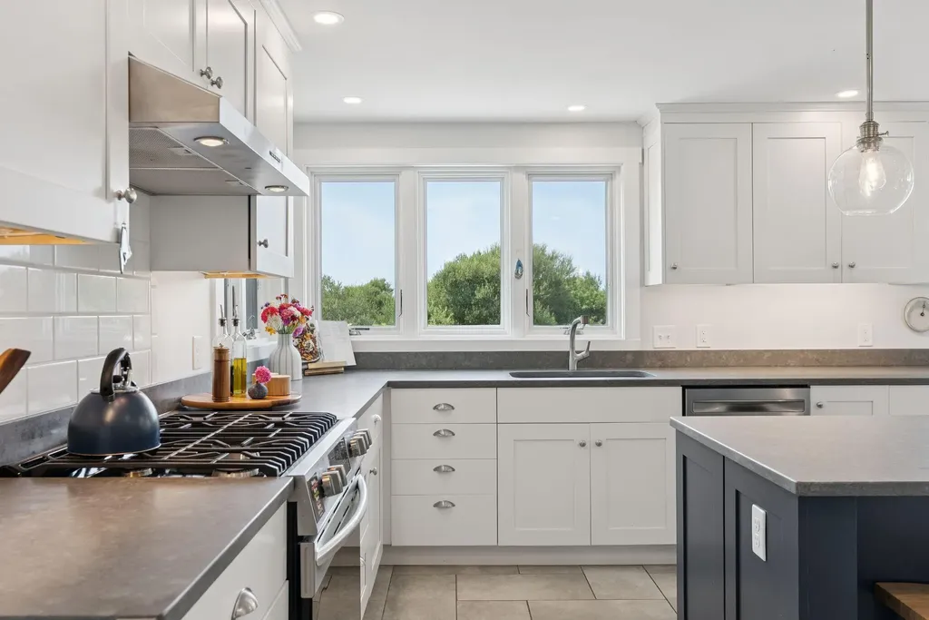 18 Angell Point Road Cape Elizabeth ME 04107