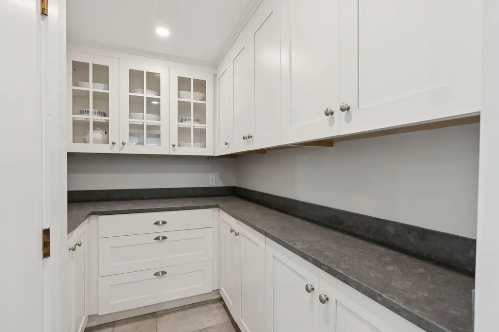 18 Angell Point Road Cape Elizabeth ME 04107