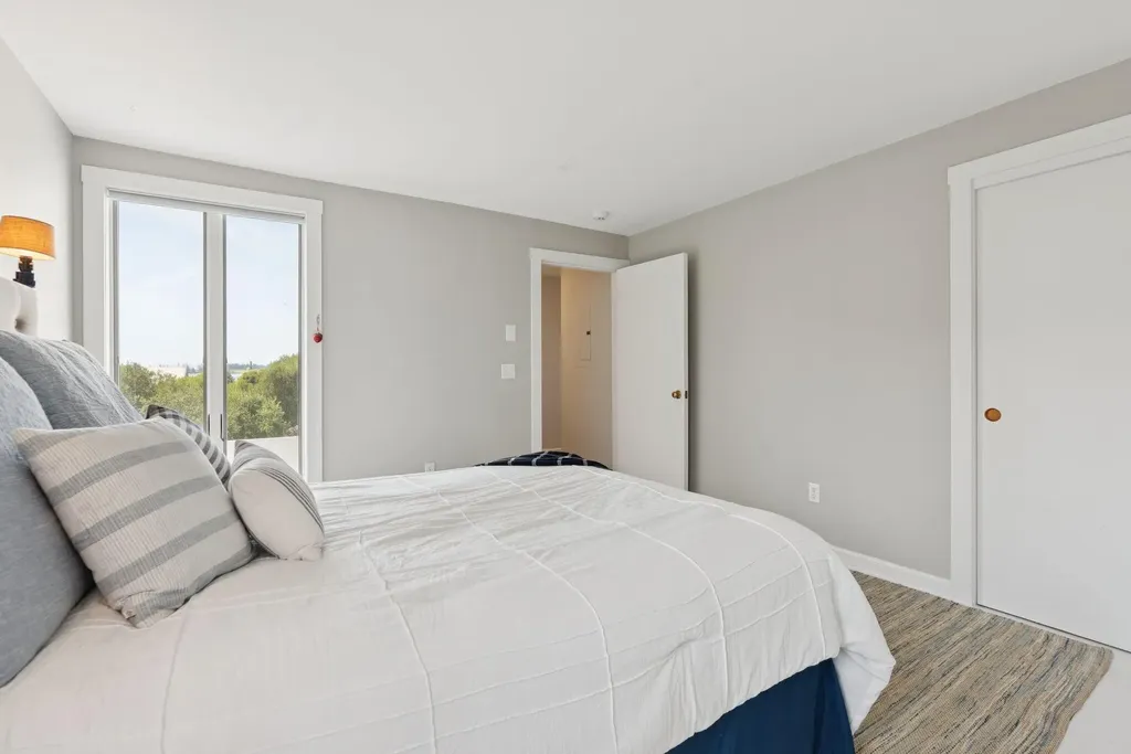 18 Angell Point Road Cape Elizabeth ME 04107