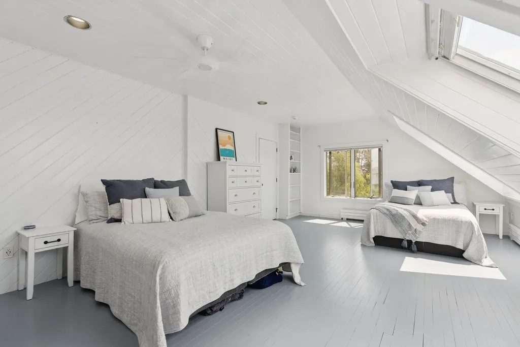18 Angell Point Road Cape Elizabeth ME 04107