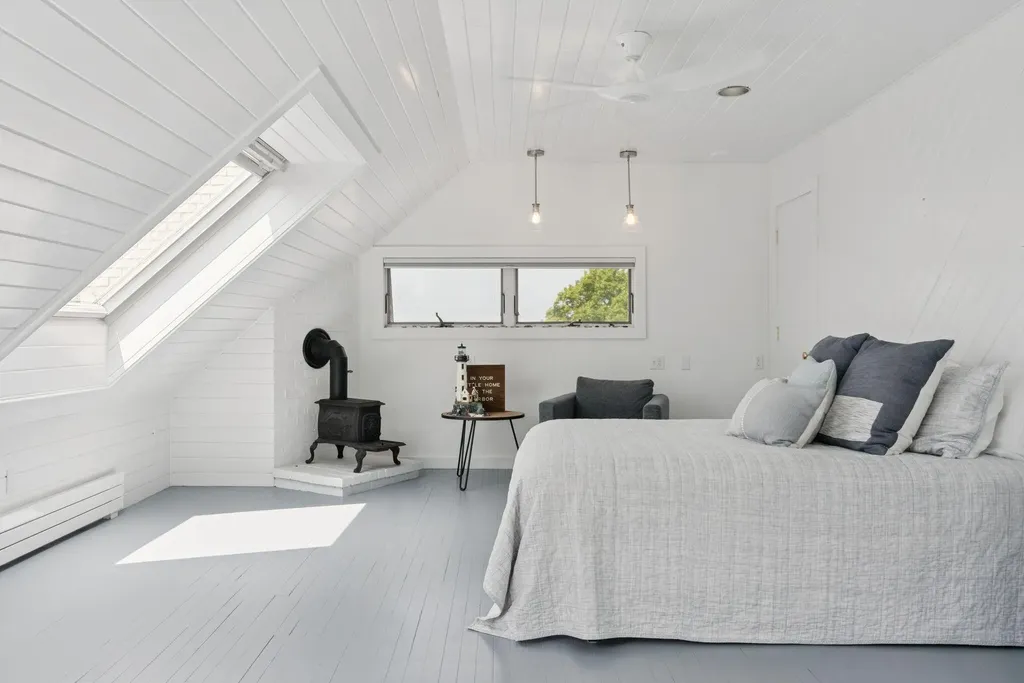 18 Angell Point Road Cape Elizabeth ME 04107
