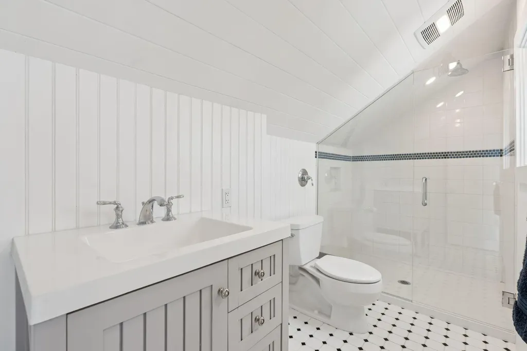 18 Angell Point Road Cape Elizabeth ME 04107