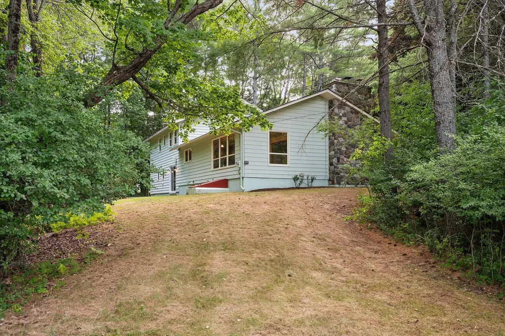 12 Hilliard Street Old Town ME 04468