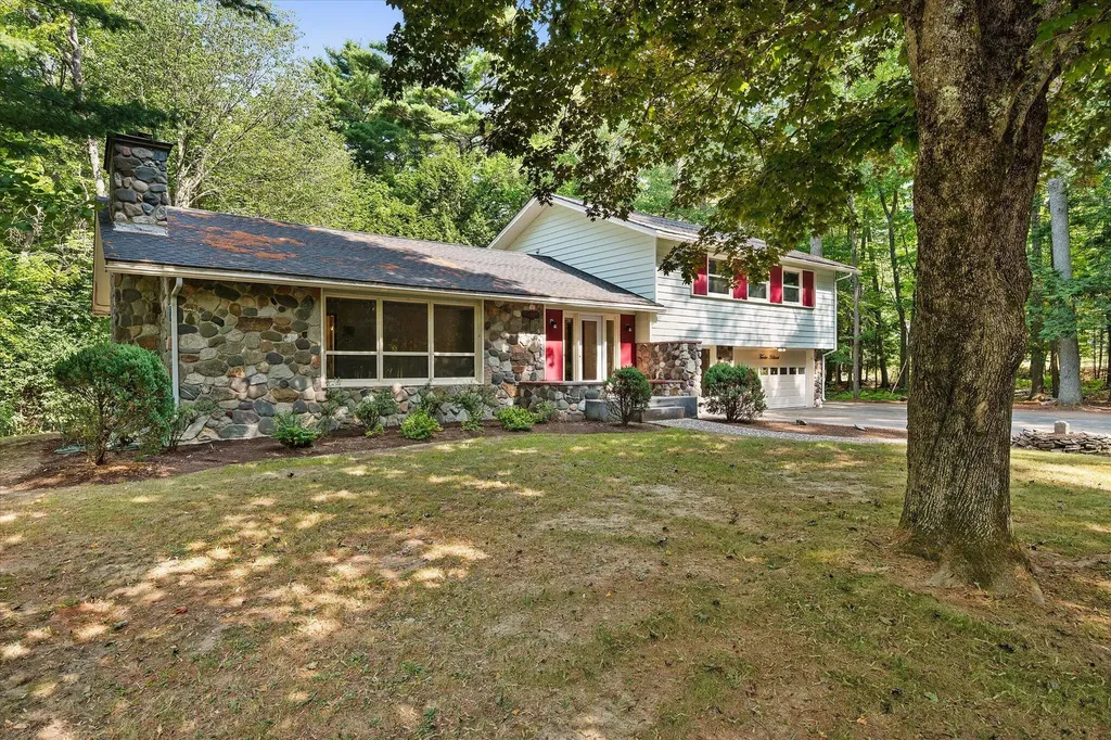 12 Hilliard Street Old Town ME 04468