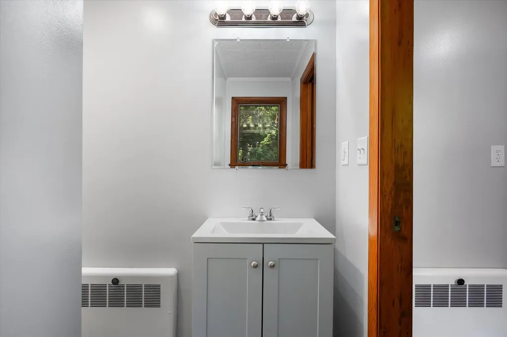 12 Hilliard Street Old Town ME 04468
