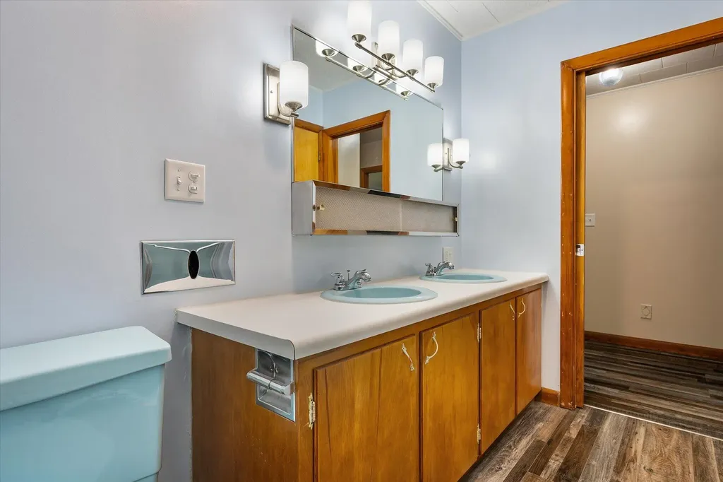 12 Hilliard Street Old Town ME 04468