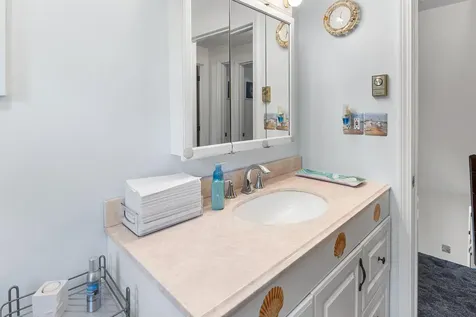 40 Powder Mill Drive Kennebunk ME 04043