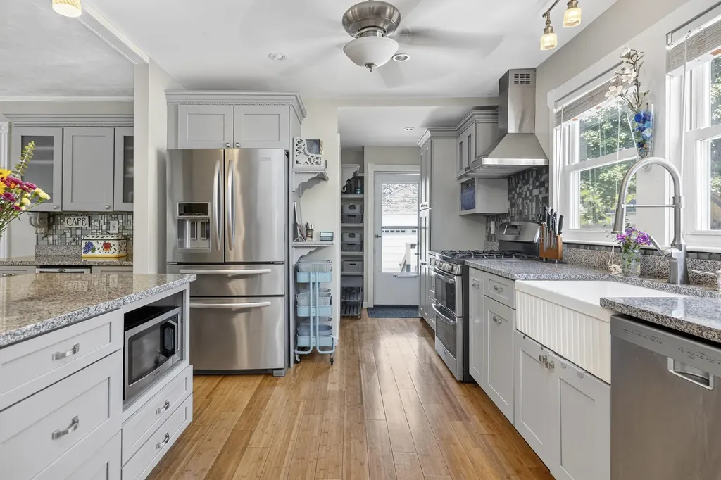 101 Davis Street South Portland ME 04106