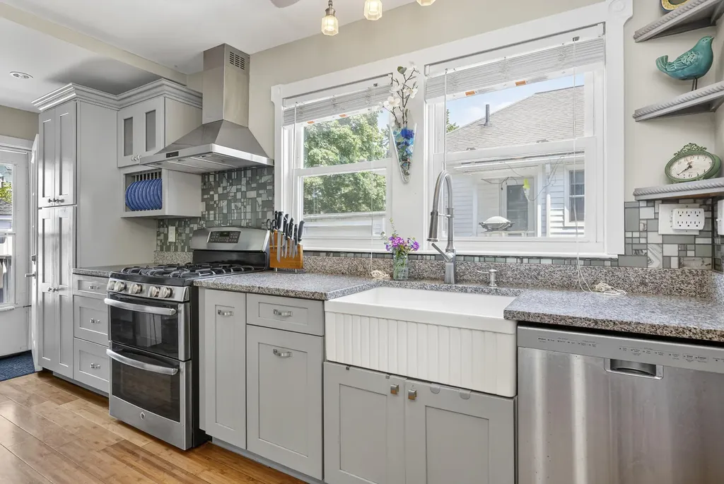 101 Davis Street South Portland ME 04106