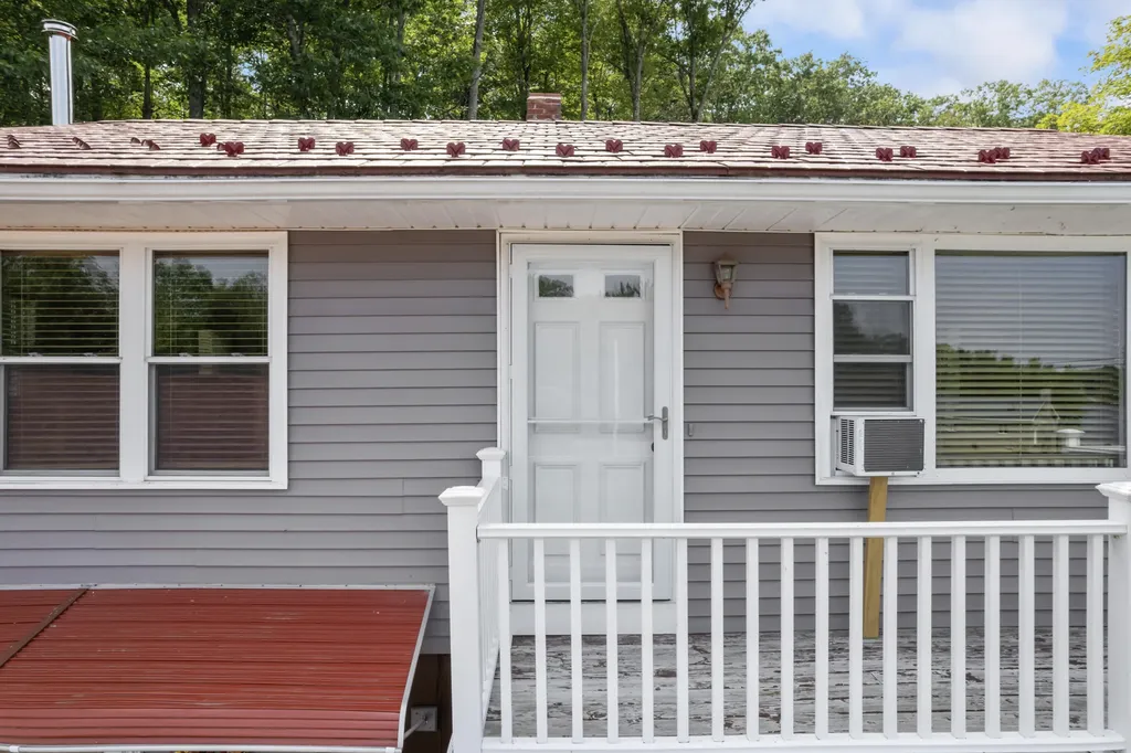 1145 Brunswick Road Richmond ME 04357