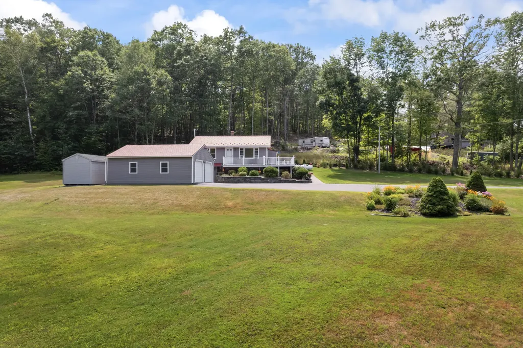 1145 Brunswick Road Richmond ME 04357