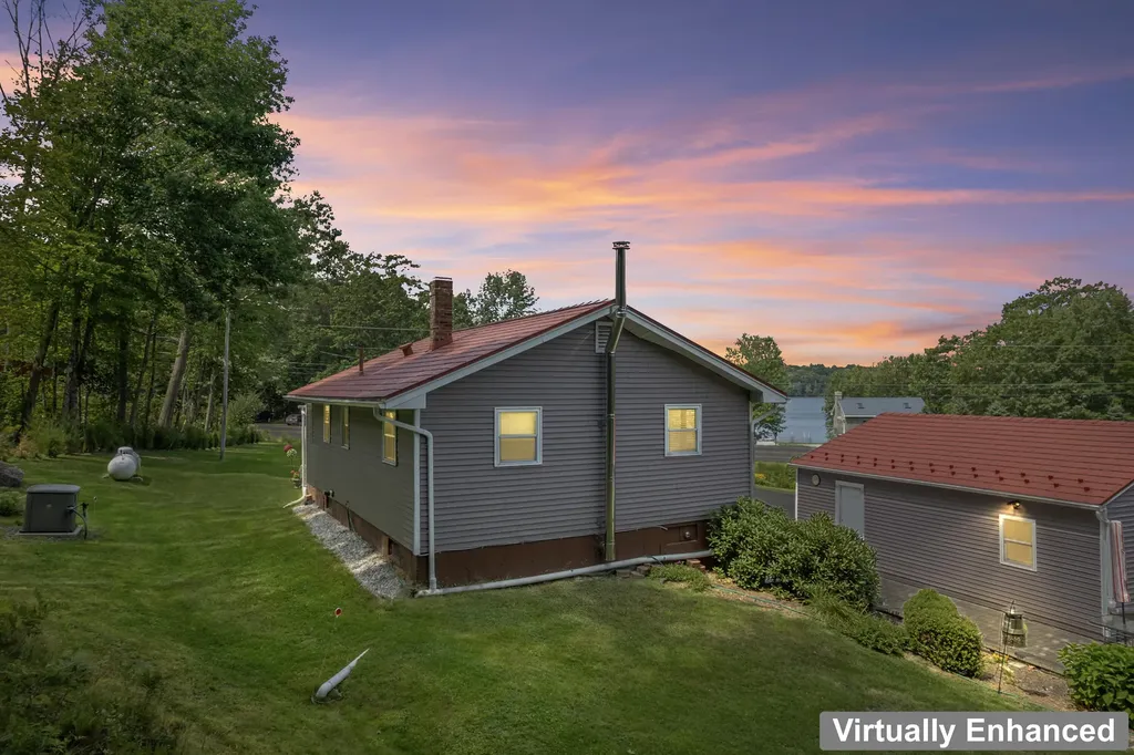 1145 Brunswick Road Richmond ME 04357