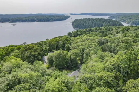 31 Deer Trail Drive Boothbay ME 04537