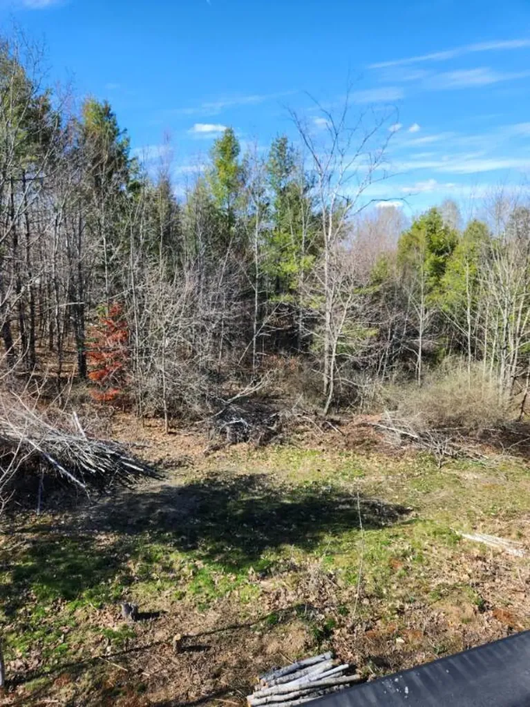 315 Golf Course Road Newport ME 04953