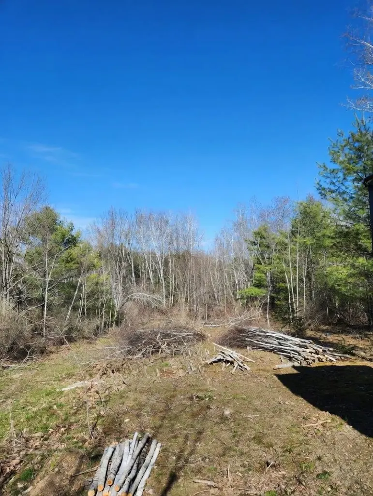 315 Golf Course Road Newport ME 04953