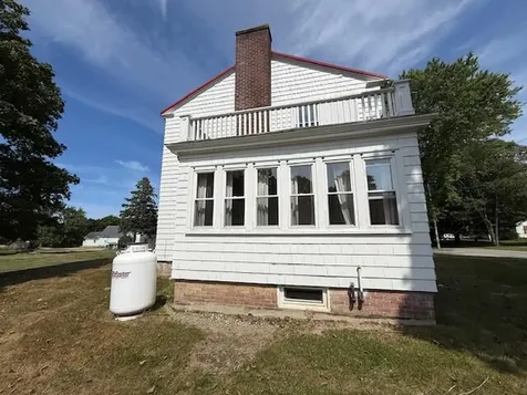 19 Gardner Avenue Machias ME 04654