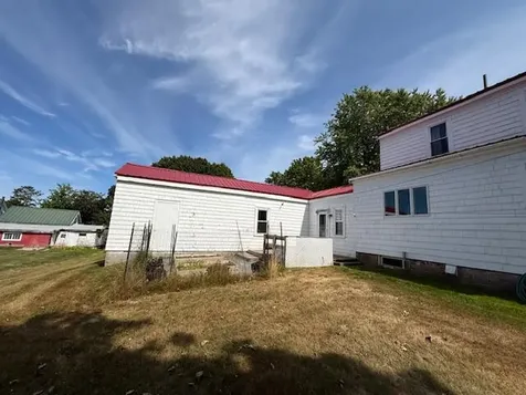 19 Gardner Avenue Machias ME 04654