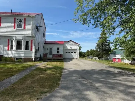 19 Gardner Avenue Machias ME 04654