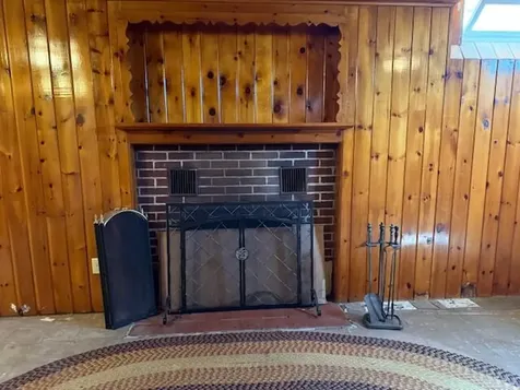 19 Gardner Avenue Machias ME 04654