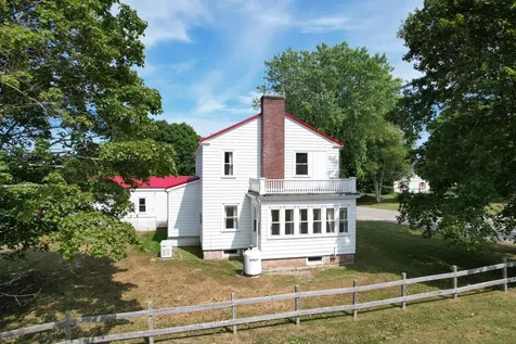 19 Gardner Avenue Machias ME 04654