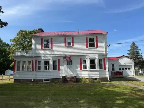 19 Gardner Avenue Machias ME 04654