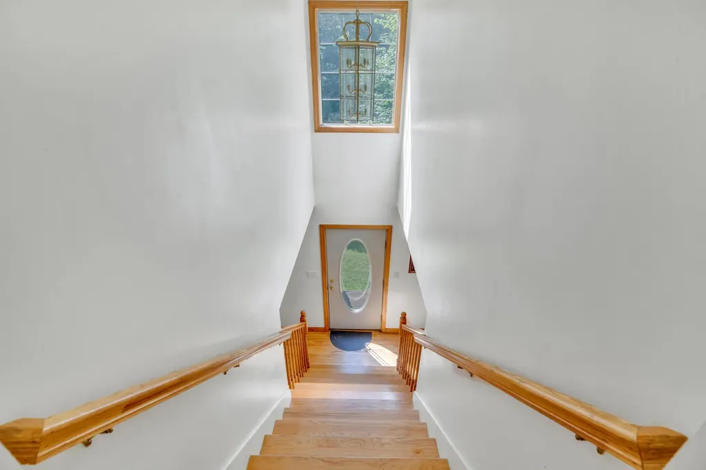 80 Spiller Hill Road Raymond ME 04071