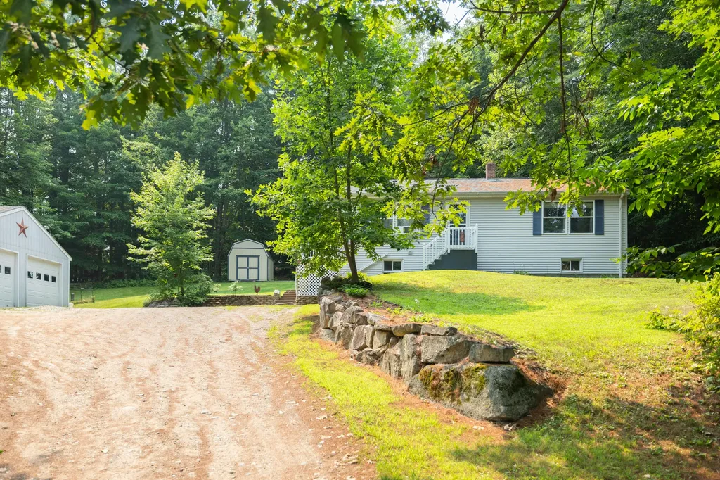 167 Jordan Road Mechanic Falls ME 04256