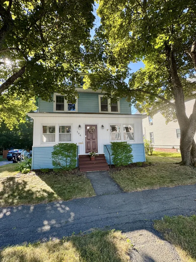 104 7th Street Bangor ME 04401