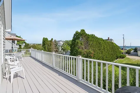 8 Bayberry Avenue Kennebunk ME 04043