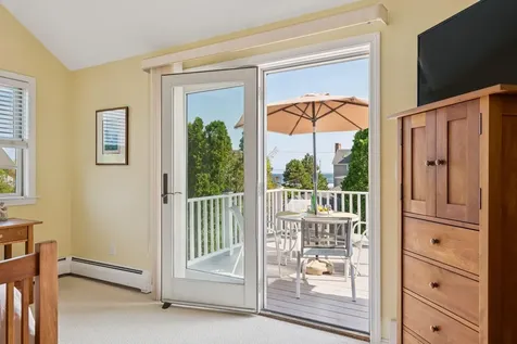 8 Bayberry Avenue Kennebunk ME 04043