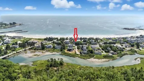 8 Bayberry Avenue Kennebunk ME 04043