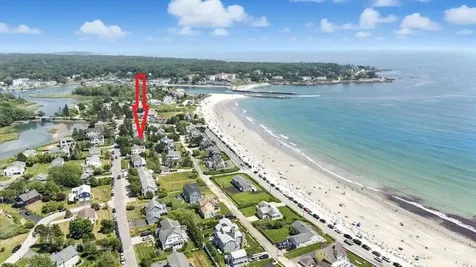 8 Bayberry Avenue Kennebunk ME 04043