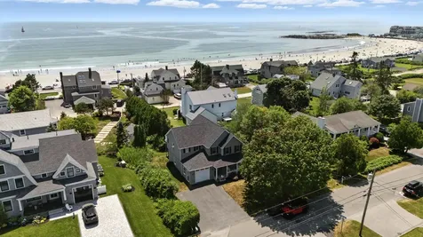 8 Bayberry Avenue Kennebunk ME 04043